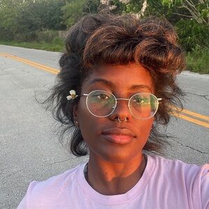 Meet your Posher, Keyera